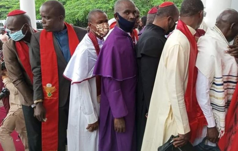 Hiring Fake, Unknown Bishops Signals APC Failure In 2023, Top Pastor Reveals